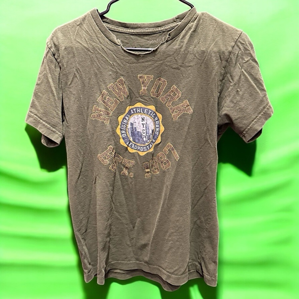 Distressed NY Green Short Sleeve Tee LARGE